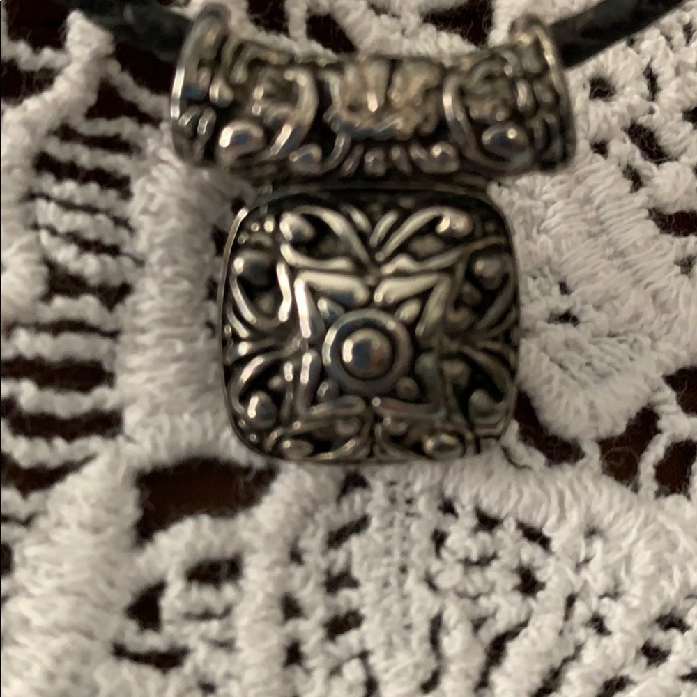 Necklace - Picture 2 of 5